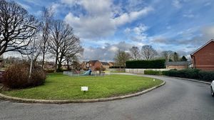 Photo 19- click for photo gallery